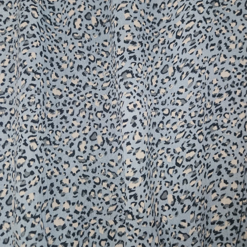 Top - Picture 3 of 4